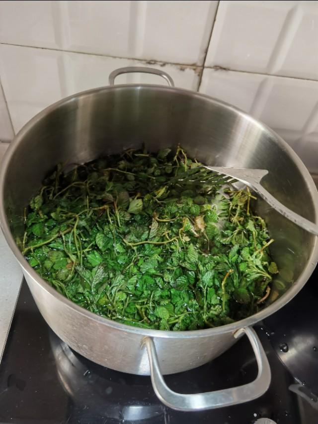 白凉粉在超市叫什么，哪里有卖白凉粉的（分享：粤西高州新鲜凉粉）