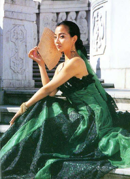 隐忍七年最后还是离婚，著名演员马羚：歌唱家父亲早逝
