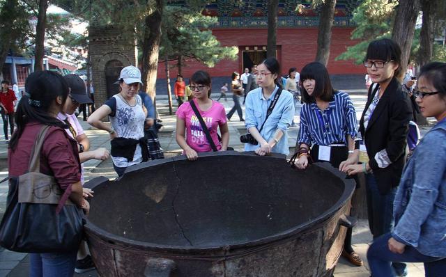 少林景区和少林寺是一个地方吗，少林寺是景区还是寺庙（第一次给全国人民免门票；你心动了吗）