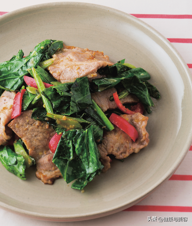 甘蓝菜的营养价值，甘蓝菜的营养价值（详解抗氧化蔬菜羽衣甘蓝）