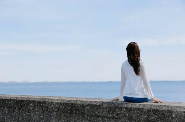 打工人搞笑句子，早安打工人搞笑句子（就看看“阳了的打工人”）