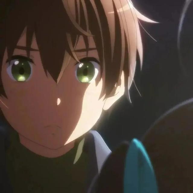 中二病女生特点，中二病也要谈恋爱／动漫女生头像微信（精选中二病也要谈恋爱动漫情侣头像大全）