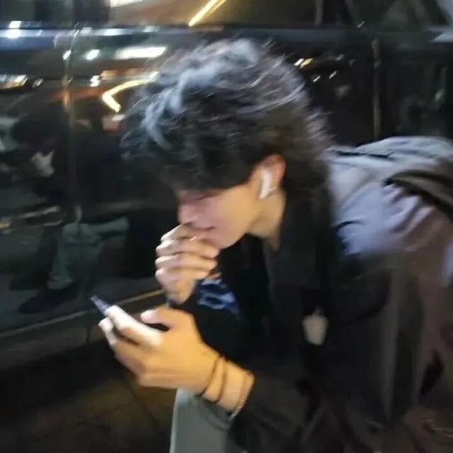 好看的男头，微信头像，好看的男头（好看帅气的个性男头像）