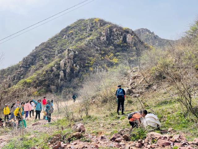 郑州有什么好玩的地方，郑州附近有什么好玩的地方郑州旅游攻略（这个五一想要不出郑州辖区的户外出游）