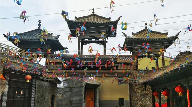 民族的主要特征是什么，民族特征属于什么（但你知道他们最具特色的建筑特色是什么吗）