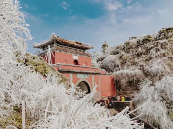 泰山好玩吗，泰山旅游攻略（此生不老，必去泰山）