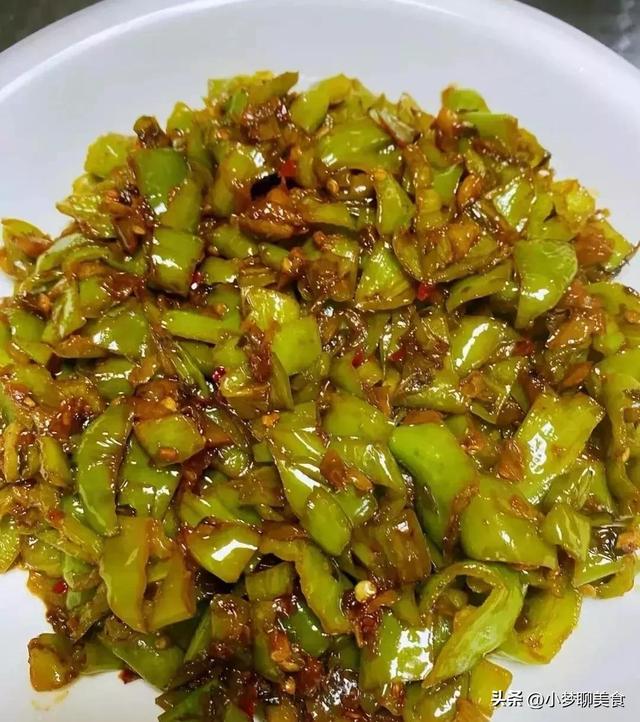 尖椒的腌制做法大全，尖椒腌制的家常做法大全（分享24种青椒的做法）