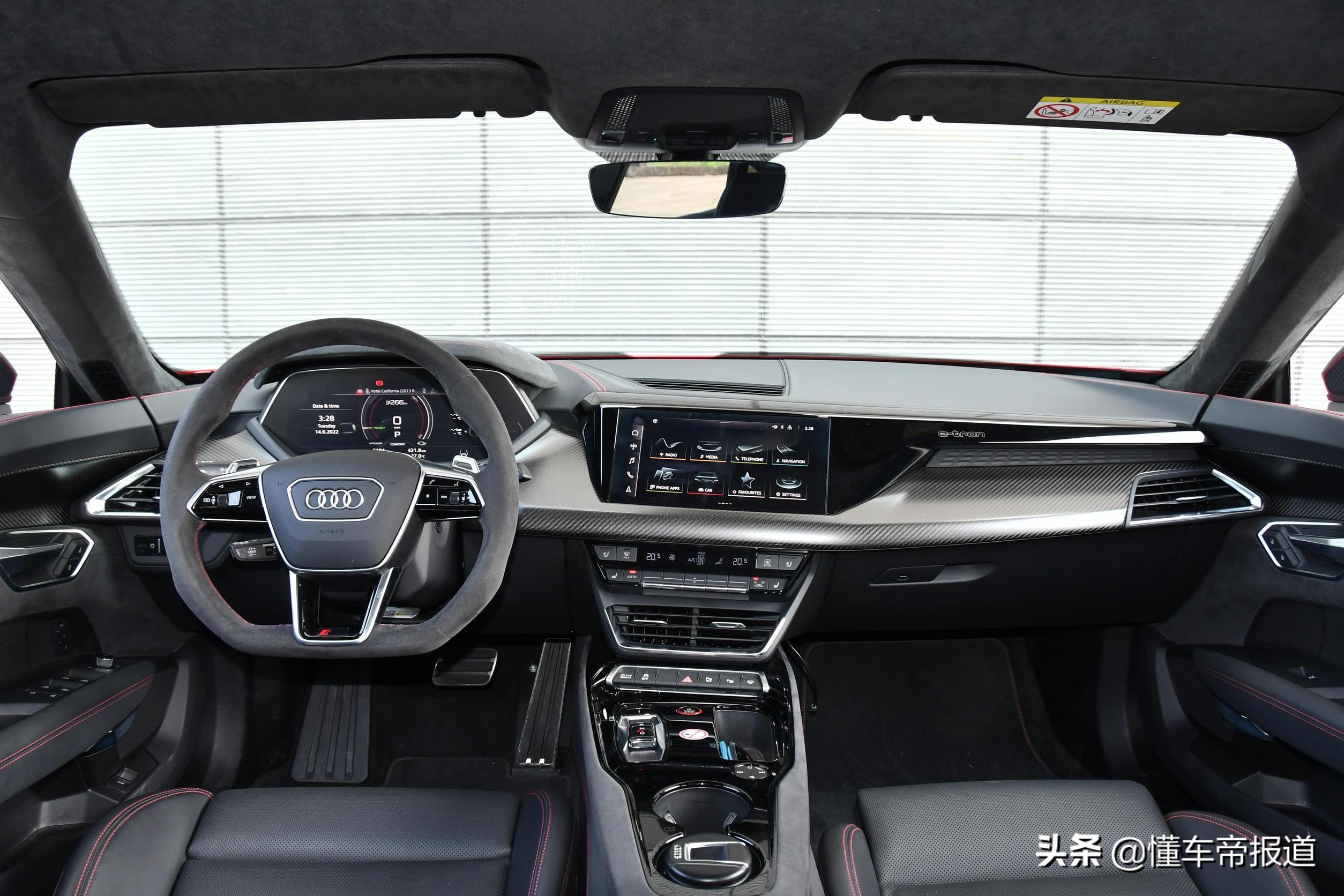 奥迪r8比赛(美女开奥迪r8) - 江南信息网