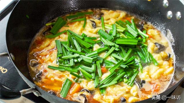 面片汤的家常做法，家常面片汤的食谱（非常适合当早餐和晚餐吃）