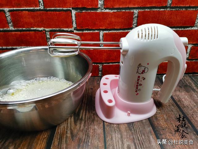 蛋糕烘焙设备价格，烘焙中的常用设备简介（除了烤箱备齐这6种烘焙工具就行）