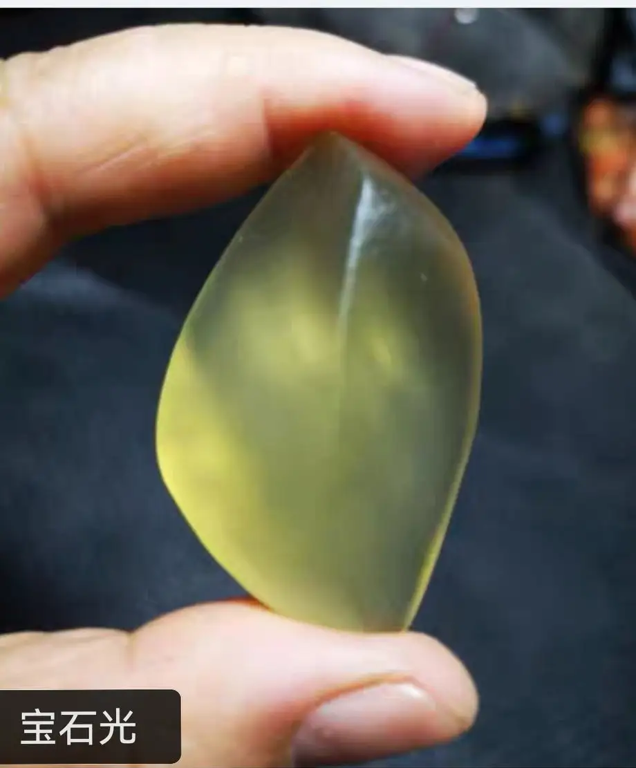 新疆金丝玉是玉吗？