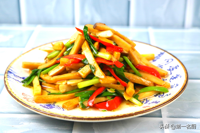 碱性食物排名第一名，世界最强碱性食物排行（也要吃的6种“碱性”菜）