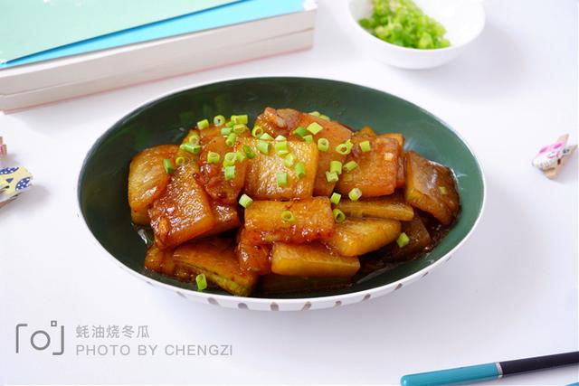 清水煮蔬菜后，放哪些调料既美味又不增肥，清水煮蔬菜后（6道清爽“刮油菜”）