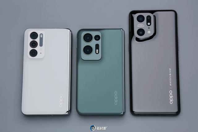 oppofindn评测，OPPO Find N对比三星（7999元起的“最小大折叠”）