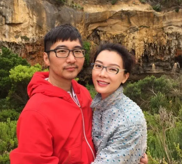 陈数：惨遭前夫劈腿，二婚钢琴家赵胤胤，为了继子决定不生孩子
