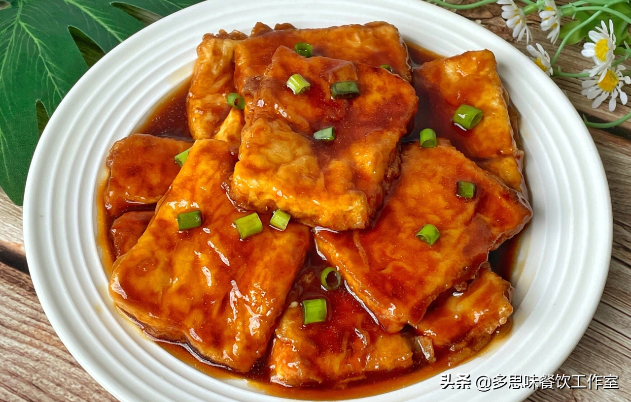 豆腐的做法大全家常简单(教你10种家常豆腐的做法，香嫩入味比肉还香，嫩滑好吃又下饭)