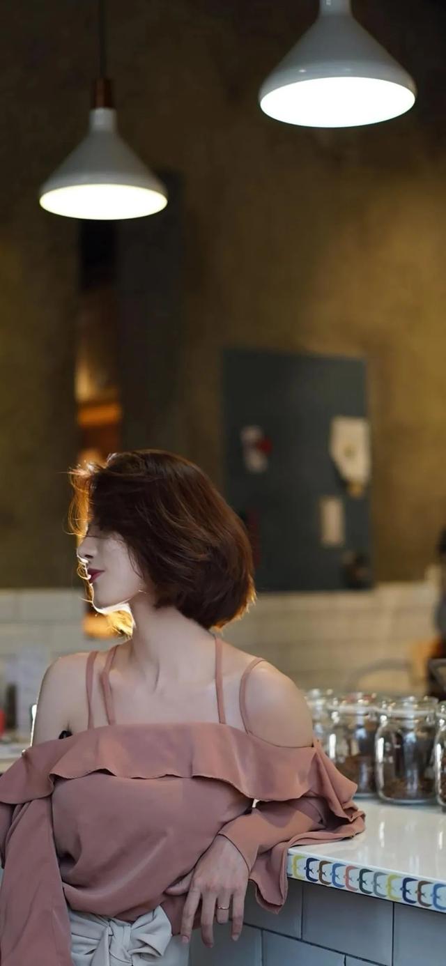 有气质女人晚安说说，有气质女人晚安说说图片大全（精选美女明星手机壁纸合集）