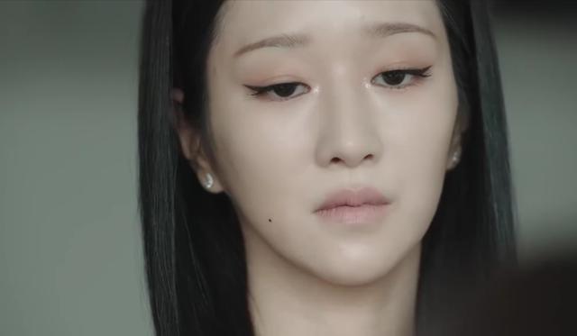 夏娃韩剧女主最后和谁在一起了，《夏娃的丑闻》大结局