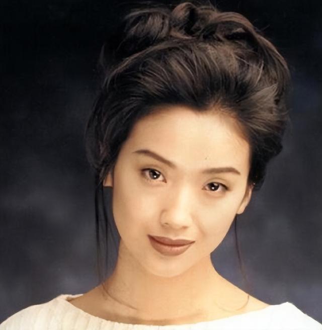 丹凤眼是什么样的，丹凤眼是什么样子的人（难怪大家会喜欢“丹凤眼”女星）