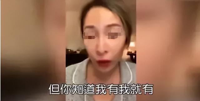 有种变化叫鼻子变了，萧亚轩近照像“格格巫”，网友直呼认不出