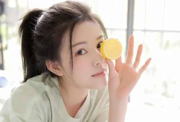 第一次相亲聊点什么 约会 开场白，第一次相亲聊点什么（和刚认识女生聊天）