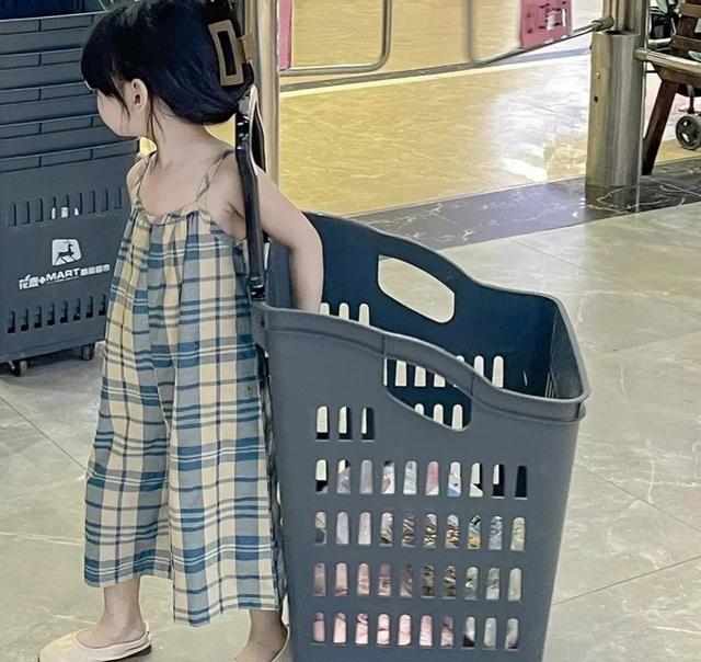 你要乐观的哈哈大笑，微信头像，你要乐观的哈哈大笑，别人才会欣赏你.（可爱头像丨乐观积极）