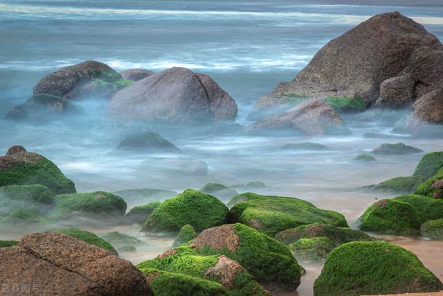 海南景点排名前十，海南必去十大景点（海南岛的十大魅力之地）