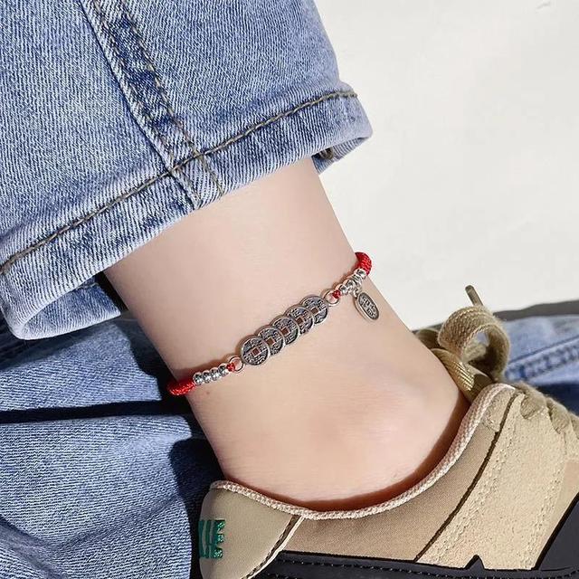 脚围指的是什么，上衣脚围指的是什么（戴脚链是在保护传承中国传统文化）