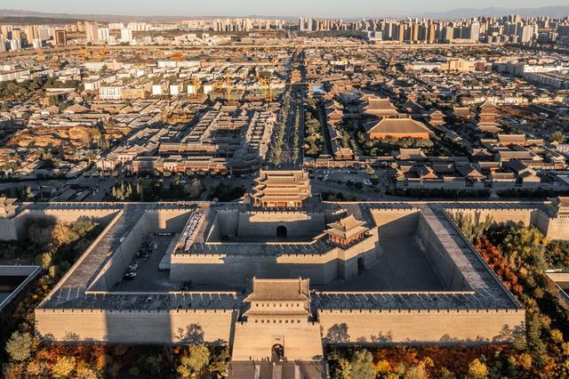 七八月份去哪里旅游比较好，七八月适合带孩子去哪里旅游（8月的旅行清单来了）