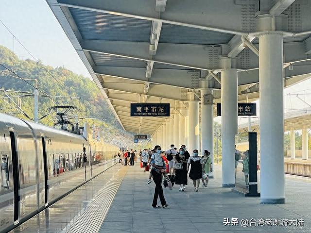 福建武夷山旅游攻略！武夷山印象大红袍剧场与景区景点详细介绍！