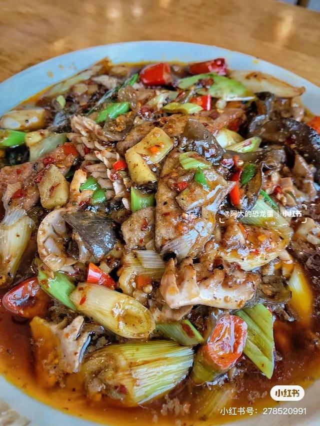 附近美食餐厅推荐表，顺德附近美食餐厅推荐（乐山超好吃的40家美食小站）