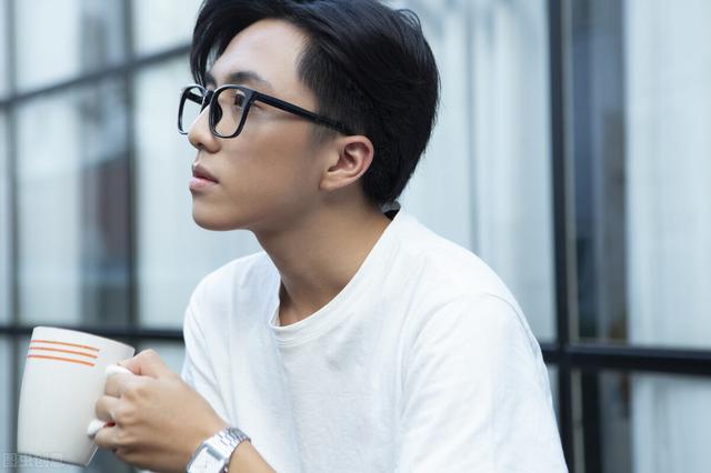 男人小心眼的四大特征