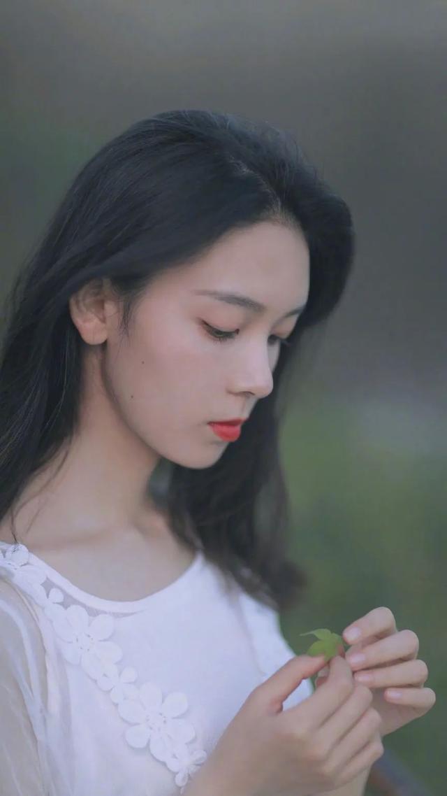 有气质女人晚安说说，有气质女人晚安说说图片大全（精选美女明星手机壁纸合集）