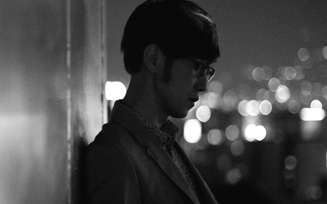 乌龙闯情关主题曲，抖音最火100首歌曲（歌红人不红的9位歌手）