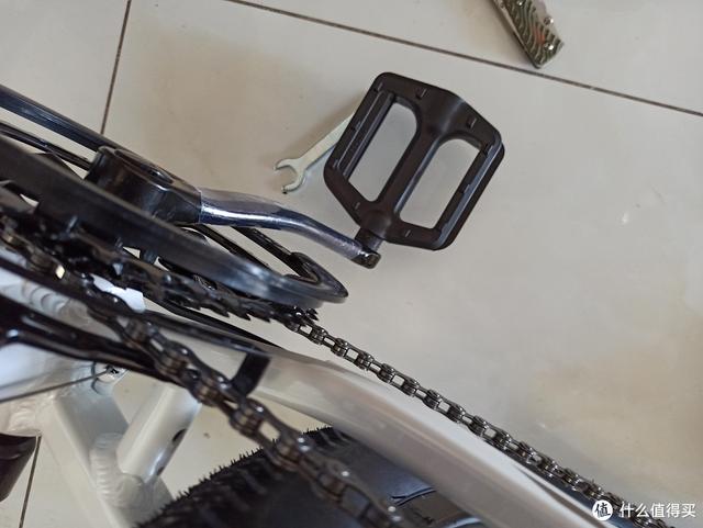 自行车安装教程，网购的折叠自行车按照教程（安装新买的山地车）