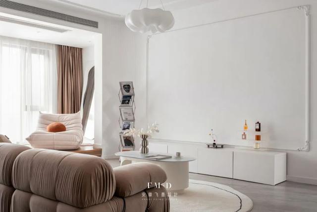 墙面涂料有哪些，墙面涂料有哪些品种（大白墙我真的看腻了）