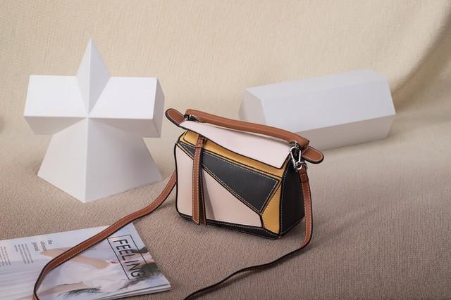 7朵玫瑰代表什么，7朵玫瑰代表什么意思（你会给谁送礼物呢）