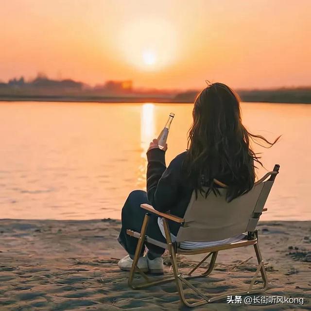 朋友圈高级感文案，高级感唯美的朋友圈文案（适合朋友圈置顶的高级文案）