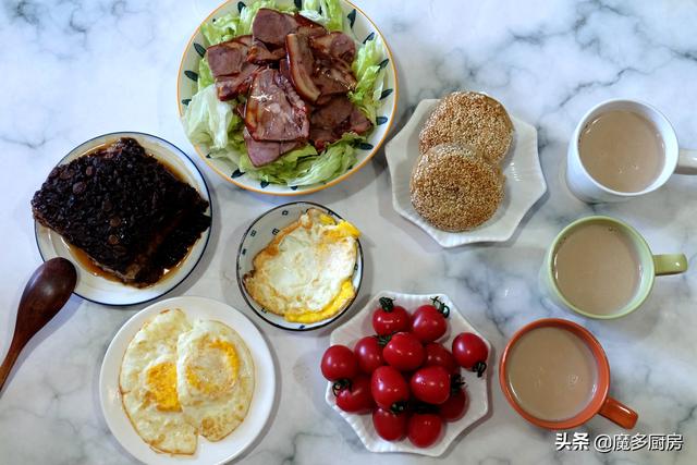 小学生一周食谱表图片，小学生一周食谱表图片高清（儿童早餐食谱分享）