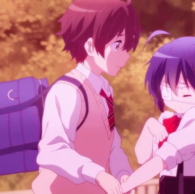 中二病女生特点，中二病也要谈恋爱／动漫女生头像微信（精选中二病也要谈恋爱动漫情侣头像大全）