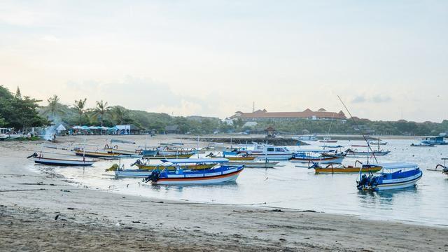 金巴兰海滩的地址在哪里，巴拉湾海滩在哪里（巴厘岛绝美海滩太多了）