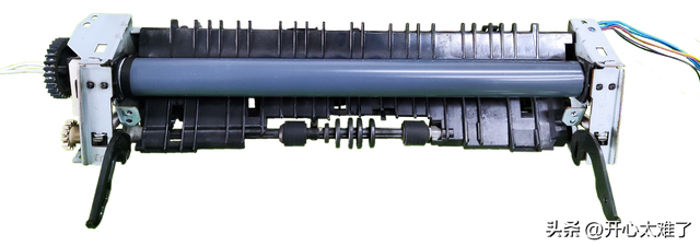 打印机卡纸怎么解决，打印机卡纸是什么原因（佳能打印机卡纸怎么解决）