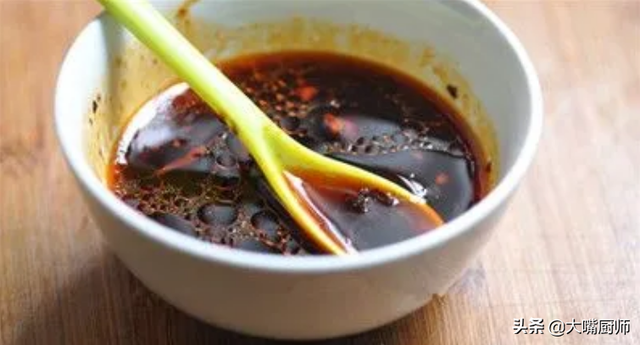 凉拌菜的调料配方，做凉拌菜要放的调料（用了4种“秘制调料”）