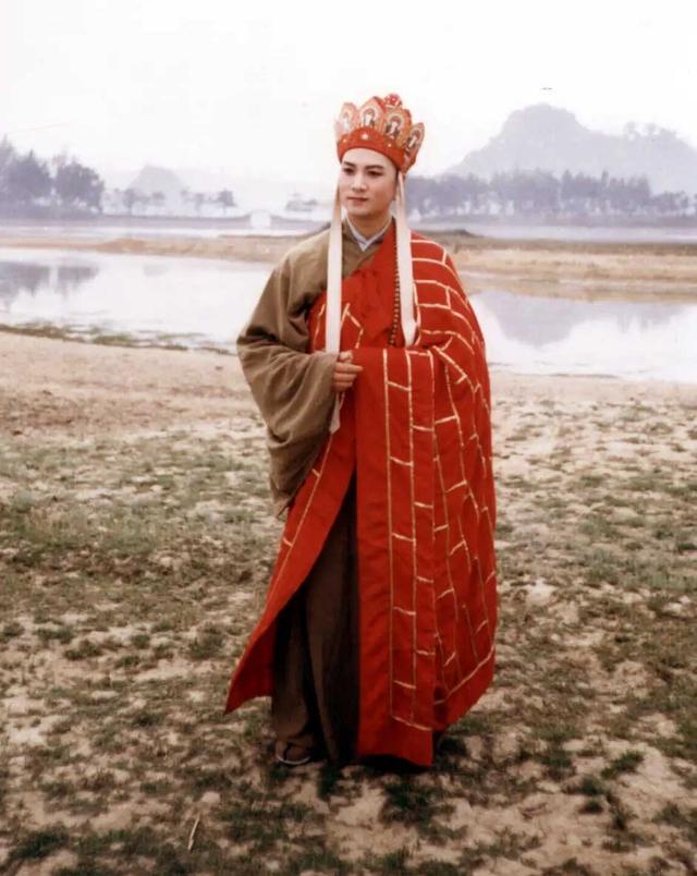 迟重瑞个人资料简介，唐僧的个人资料简介（娶女富豪陈丽华为妻）