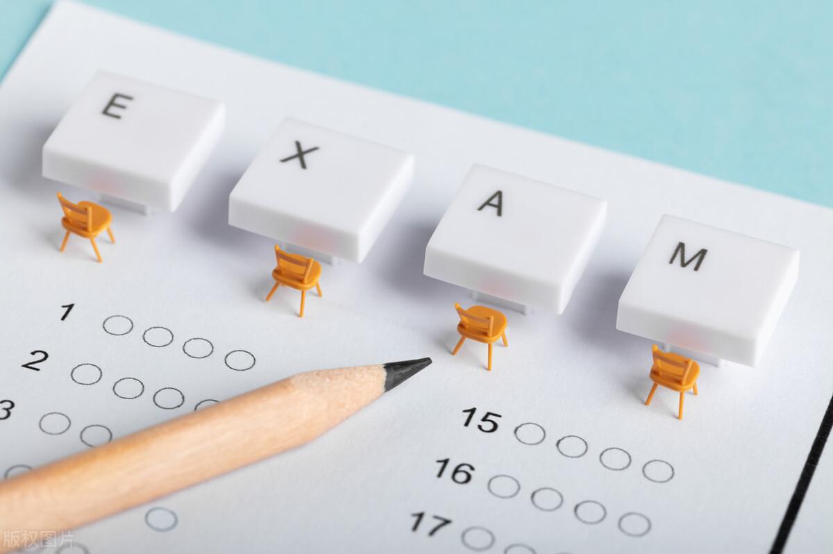 大学英语四级考试技巧，大学英语四级考试必须掌握的小技巧（大学生如何备考四六级）