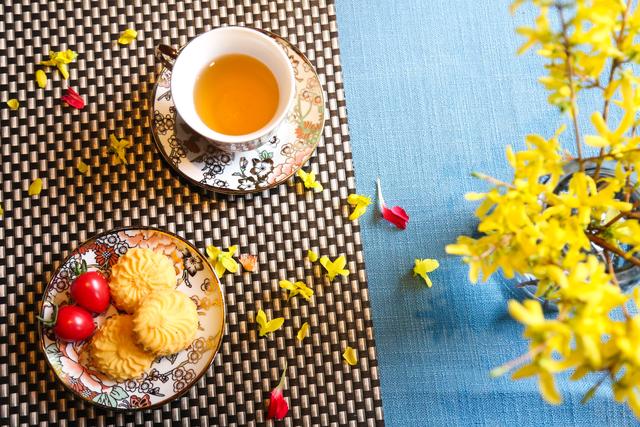 很罕见又很好看的闺蜜头像，超好看稀有闺蜜头像 可以再浪漫一些 夜晚 微风和鲜花微信（山林里的甜蜜派对）