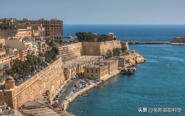 世界上最小的国家是哪个国家，世界上最小的国家是哪个国家面积是多少（最大的面积不足500平方公里）