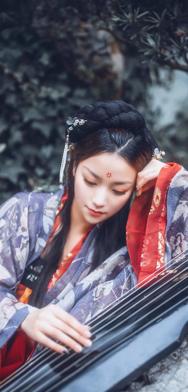 有气质女人晚安说说，有气质女人晚安说说图片大全（精选美女明星手机壁纸合集）