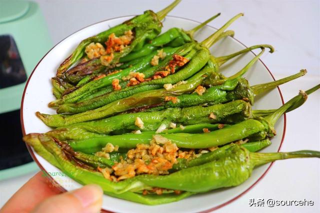 手辣了怎么快速去辣，手很辣怎么解辣（空气炸锅做烤辣椒）