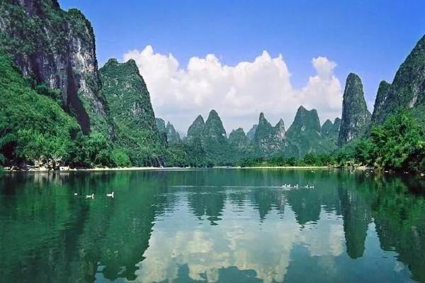 中国四大自然奇观，中国四大自然奇观之首（中国的四大自然奇观）